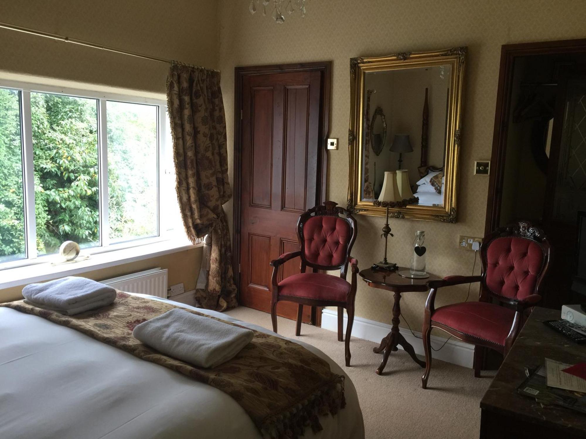 Glyn Isa Country House Luxury Self Catering Accommodation Конви Экстерьер фото